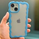 WAVY EDGE TRANSPARENT CASE