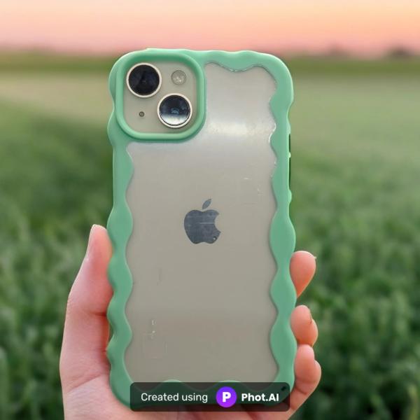 WAVY EDGE TRANSPARENT CASE